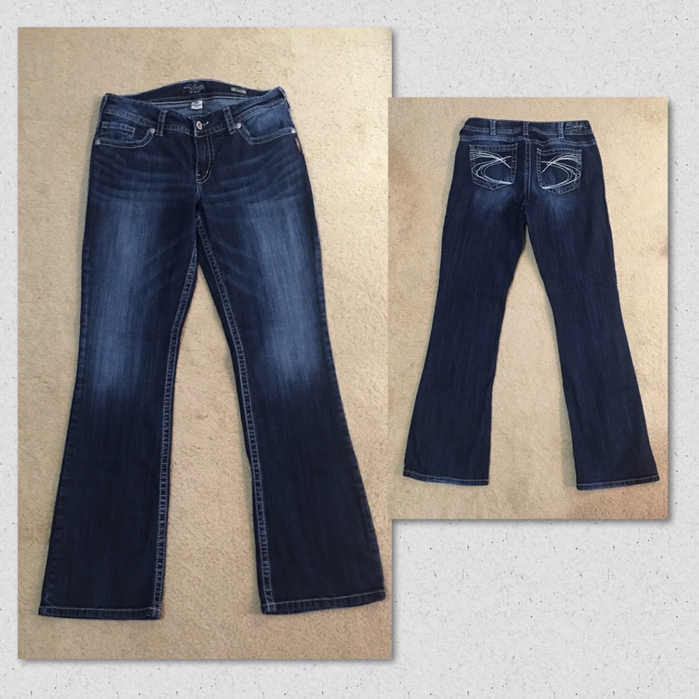 Silver Jeans Women's Boot Cut Jeans - Dark Blue